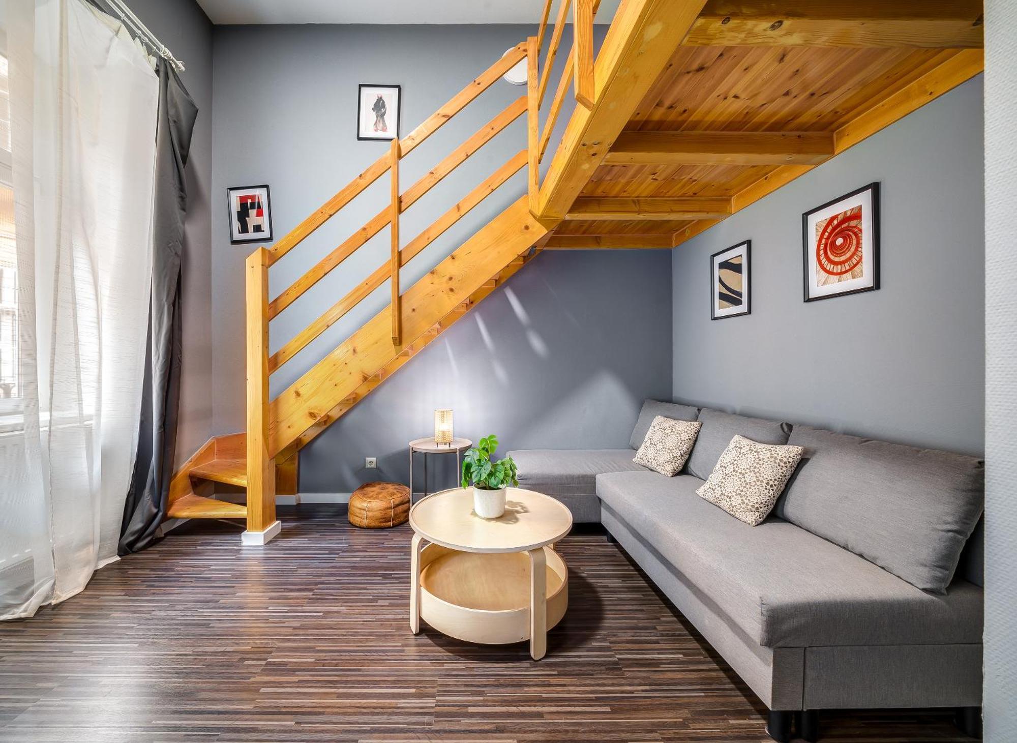 Oktogon Four Residence Budapest Bagian luar foto